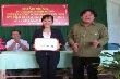 Lãnh đạo Công đoàn CSVN thăm, tặng quà động viên công nhân